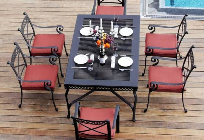 Комплект мебели из литого алюминия