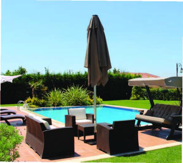 Зонт профессиональный 3х3 м Lux Telescopic Manuel бежевый 3000х3000 мм Зонт профессиональный 3х3 м Lux Telescopic Manuel бежевый 3000х3000 мм