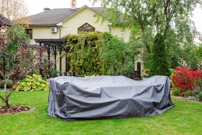 Универсальный чехол на мебель